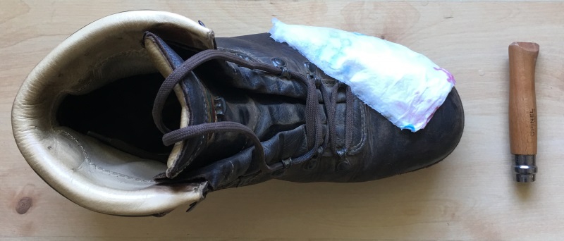 Schuhe, Füße und Blasen